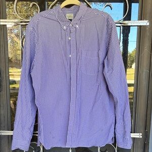 Izod Men's Blue Checkered Casual Shirt